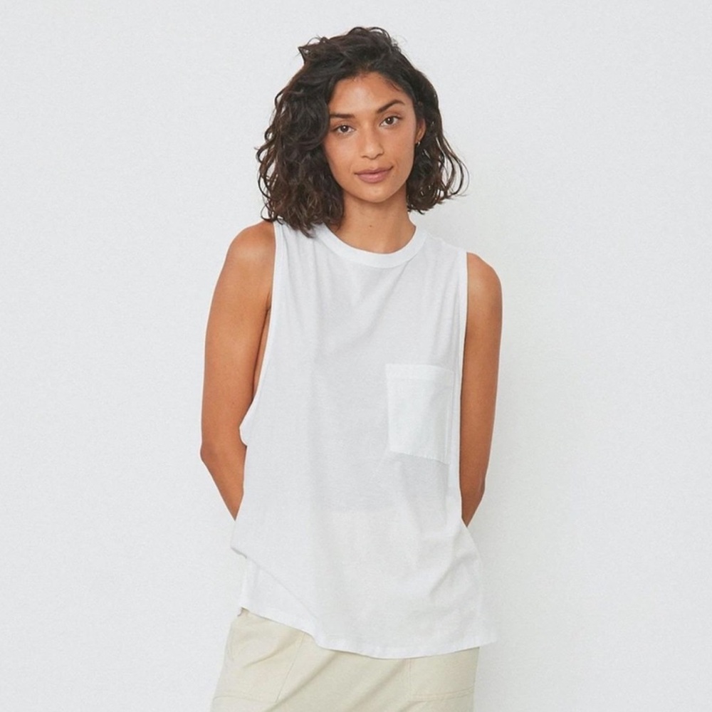 NEW - Cool Everyday Muscle Tee Lunya Lahgo
